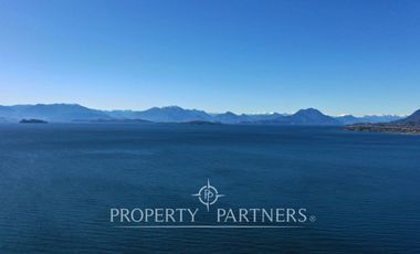 CASA CON VISTA Y ACCESO AL LAGO