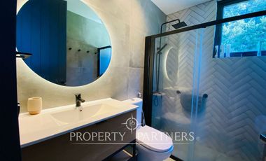 CASA CON VISTA Y ACCESO AL LAGO