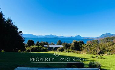 CASA CON VISTA Y ACCESO AL LAGO