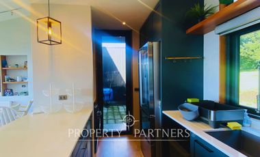 CASA CON VISTA Y ACCESO AL LAGO