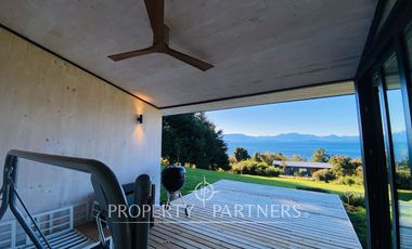 CASA CON VISTA Y ACCESO AL LAGO