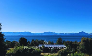 CASA CON VISTA Y ACCESO AL LAGO