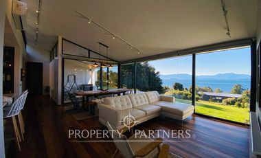 CASA CON VISTA Y ACCESO AL LAGO