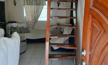 VENTA CASA URB. BEATA MERCEDES MOLINA (RS)