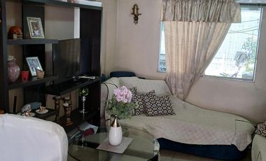 VENTA CASA URB. BEATA MERCEDES MOLINA (RS)