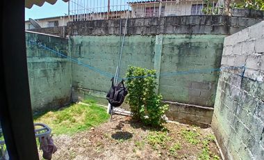 VENTA CASA URB. BEATA MERCEDES MOLINA (RS)