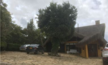 Vendo Casa Campestre con Casa Secundaria en el Hato k7 Vía la Calera