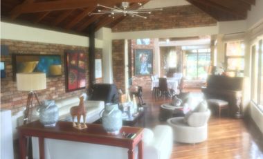 Vendo Casa Campestre con Casa Secundaria en el Hato k7 Vía la Calera