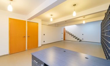 Casa en Cerrada de Un Solo Piso Ciudad Satélite