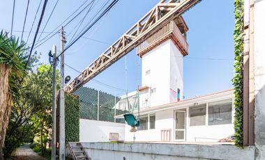 Casa en Cerrada de Un Solo Piso Ciudad Satélite