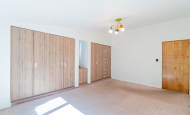 Casa en Cerrada de Un Solo Piso Ciudad Satélite
