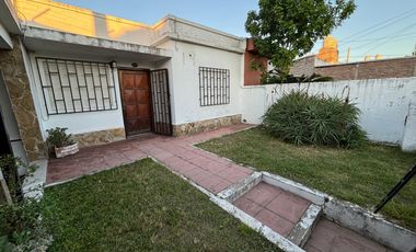 Casa en  Casiano Calderon