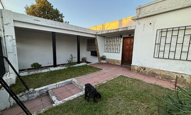 Casa en  Casiano Calderon