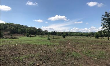 VENDO O PERMUTO FINCA CASA CUIDANDEROS EN  RICAURTE CUNDINAMARCA
