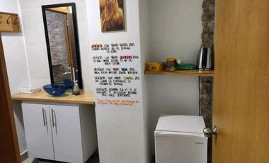 VENTA DE OFICINA EN EL CENTRO DE MEDELLN.