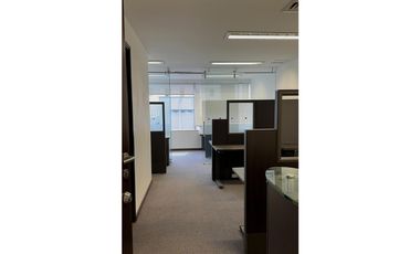 SE VENDE OFICINA POBLADO