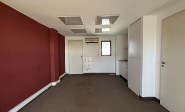 Venta Oficina en Monserrat Piso Entero