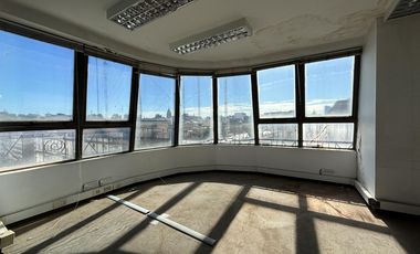 Venta Oficina en Monserrat Piso Entero