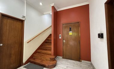 Venta Oficina en Monserrat Piso Entero