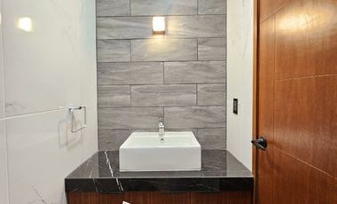 RESIDENCIA DE 4 RECÁMARAS AL NORTE DE VILLA DE ÁLVAREZ