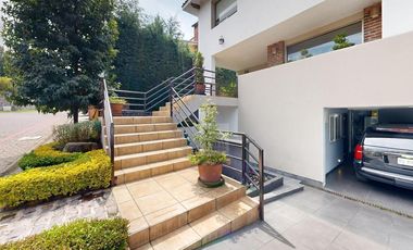 Golf  and USA Social Style Living?  Los Encinos Inigualable Casa Venta