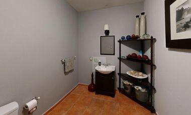 Golf  and USA Social Style Living?  Los Encinos Inigualable Casa Venta