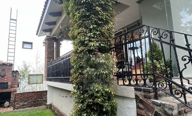 Golf  and USA Social Style Living?  Los Encinos Inigualable Casa Venta