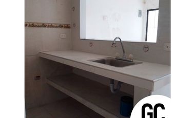 Se vende y se arrienda Casa con 2 aptos - villas de soledad  - soledad
