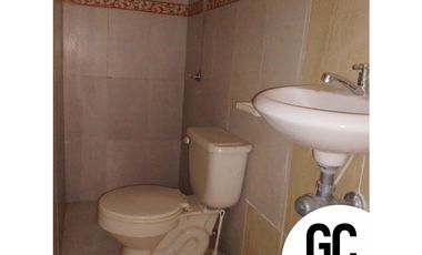 Se vende y se arrienda Casa con 2 aptos - villas de soledad  - soledad