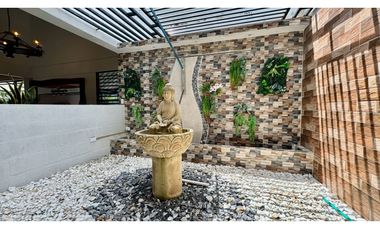 Casa campestre amoblada en venta en condominio Santa Elena El Cerrito