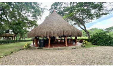 Finca ganadera de 121 hectáreas en venta en Polo Nuevo, Atlántico