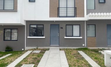 Casa Amueblada en Renta en Zakia 3 Recámaras 1 en PB