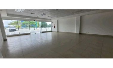 LOCAL COMERCIAL EN PLAZA TERRAZAS DE  ALBROOK 109M2 PLANTA BAJA