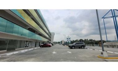 LOCAL COMERCIAL EN PLAZA TERRAZAS DE  ALBROOK 109M2 PLANTA BAJA