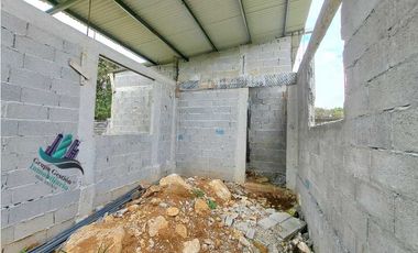 VENDO CASA CON LOTE DE 500 METROS  PLANOS APROBADOS  LA ACEQUIA