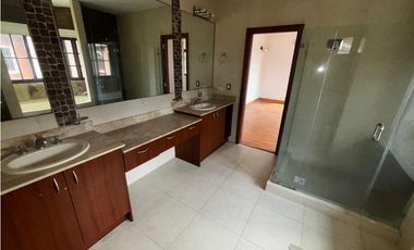 COSTA SUR / PH EL DORAL / 423M / 2 NIVELES / 4 HABITACION / TERRAZA