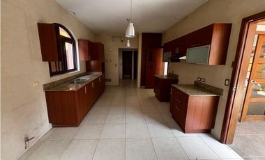 COSTA SUR / PH EL DORAL / 423M / 2 NIVELES / 4 HABITACION / TERRAZA