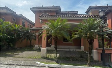 COSTA SUR / PH EL DORAL / 423M / 2 NIVELES / 4 HABITACION / TERRAZA