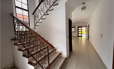 COSTA SUR / PH EL DORAL / 423M / 2 NIVELES / 4 HABITACION / TERRAZA