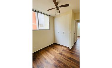 Se alquila apartamento en Llano Bonito