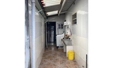SE VENDE HERMOSA CASA EN PRADERAS DEL CAMPO CHORRERA
