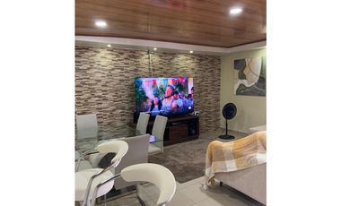 SE VENDE HERMOSA CASA EN PRADERAS DEL CAMPO CHORRERA