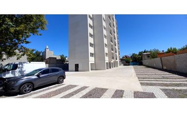 Venta Cochera descubierta en playón de torre cerrado