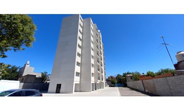 Venta Cochera descubierta en playón de torre cerrado