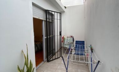Departamento Tipo Casa en venta en Quilmes Centro