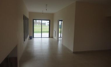 Casa en venta en Altos de Hudson II
