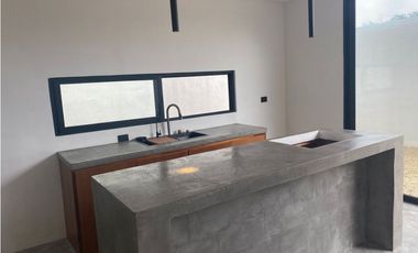Conjunto de casas en venta ubicado en conkal , salida directa a carretera chicxulub-Merida