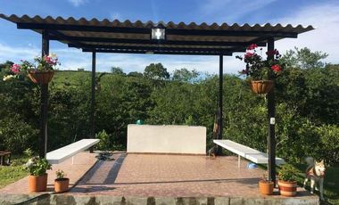 CASA CAMPESTRE EN VENTA EN LA VIRGINIA/RISARALDA