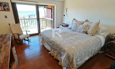 ESPECTACULAR DEPARTAMENTO DUPLEX CON VISTAS LAGO Y VOLCANES