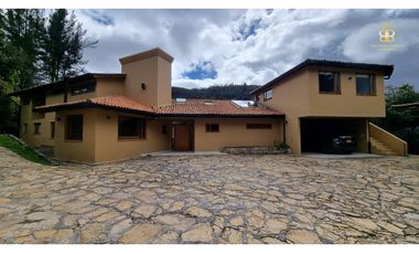 SE VENDE CASA EN LA CALERA
